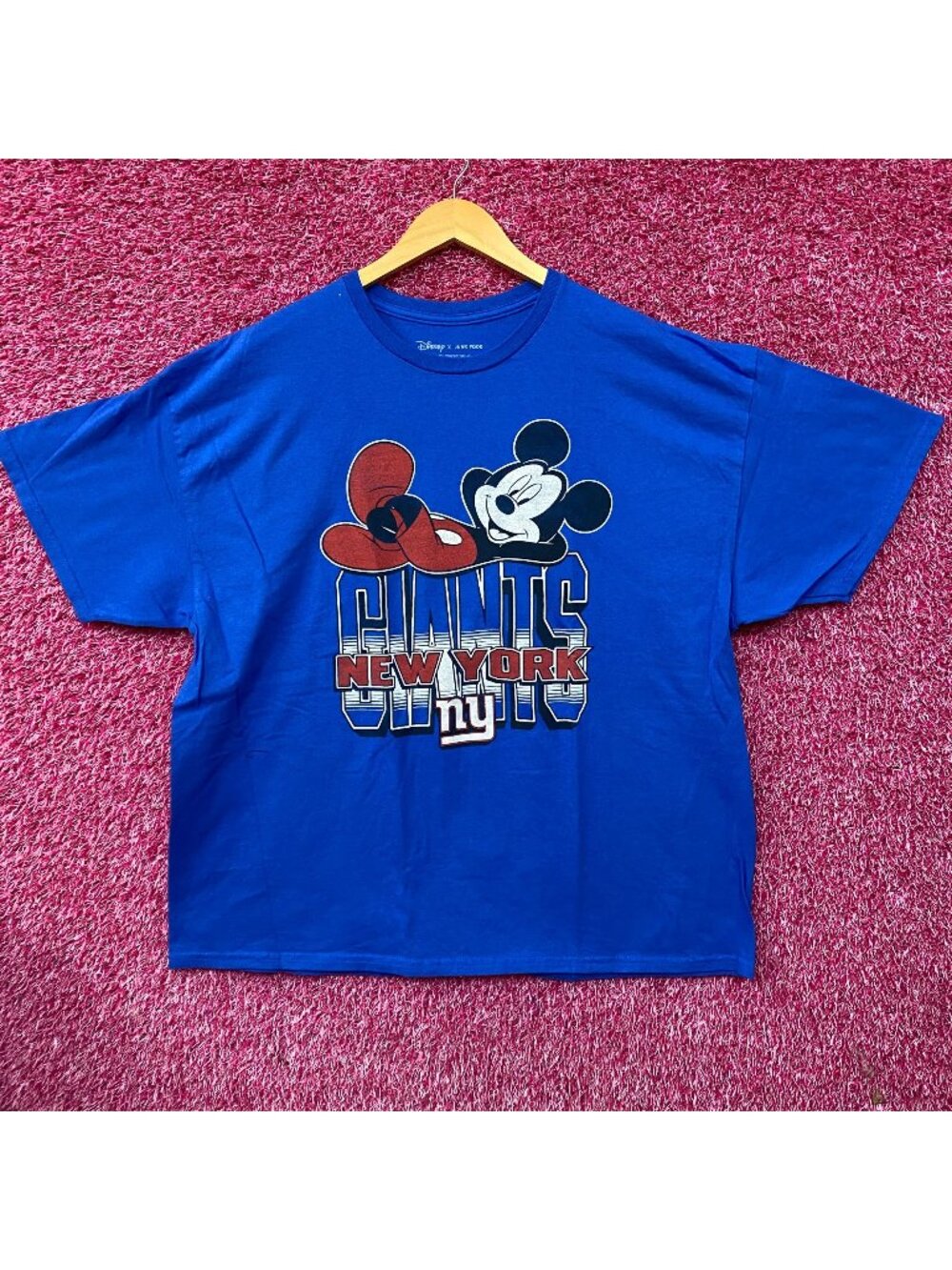 Disney x Junk Food New York Giants Mickey Mouse Kick Back T-Shirt XL
